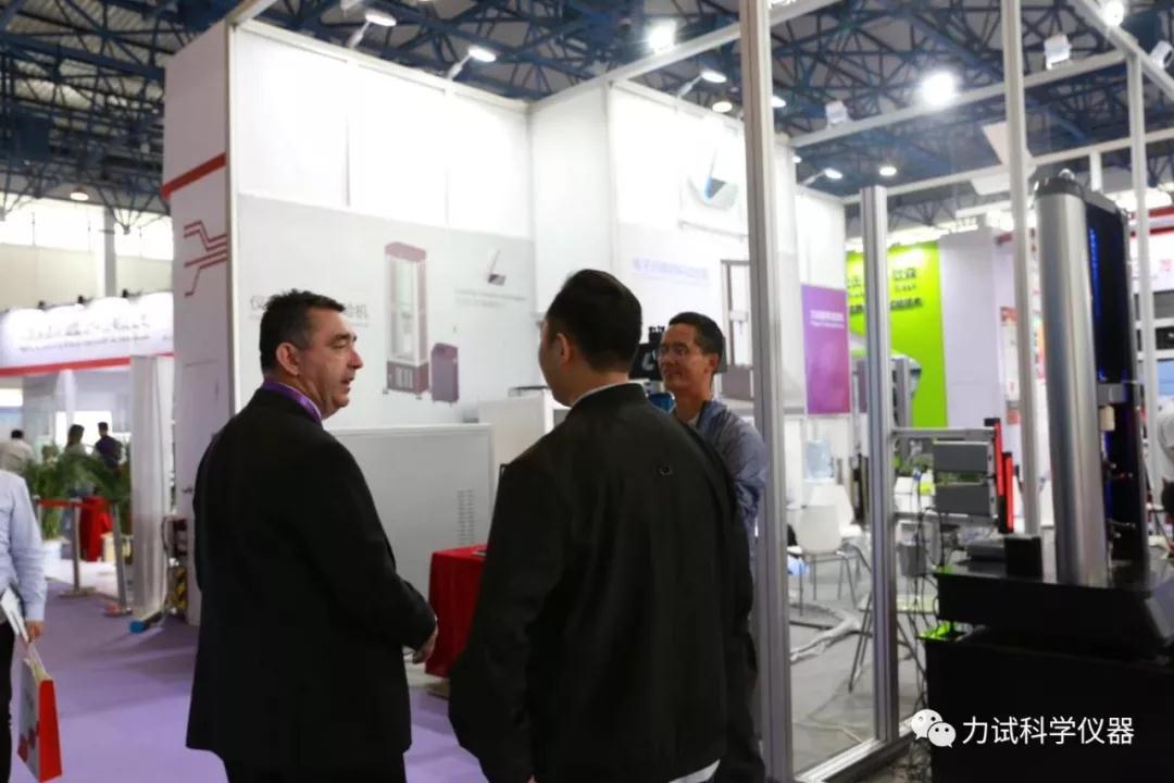 伟易博集团SAMPE中国2019年会暨第十四届先进复合质料制品、原质料、工装及工程应用展览会圆满收官_电液伺服新闻万能试验机_复合质料力学性能测试仪_疲劳试验机制造商_伟易博